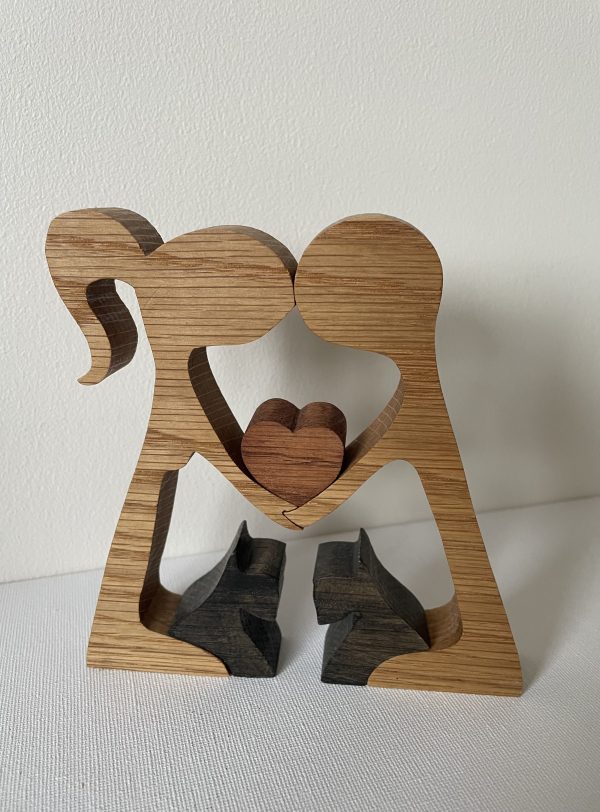 Couple in love with their Scotties - Image 2
